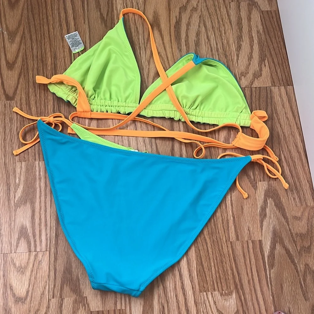 New Reversible Wild Fable Swimsuit Top Neon Green & Blue w/ Neon Orange Straps - Picture 2 of 9